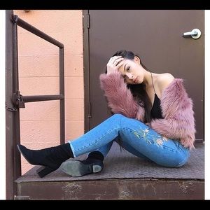 PINK FAYX FUR JACKET SIZE SMALL